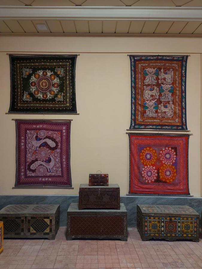 Musavvir Samarkand Exterior photo